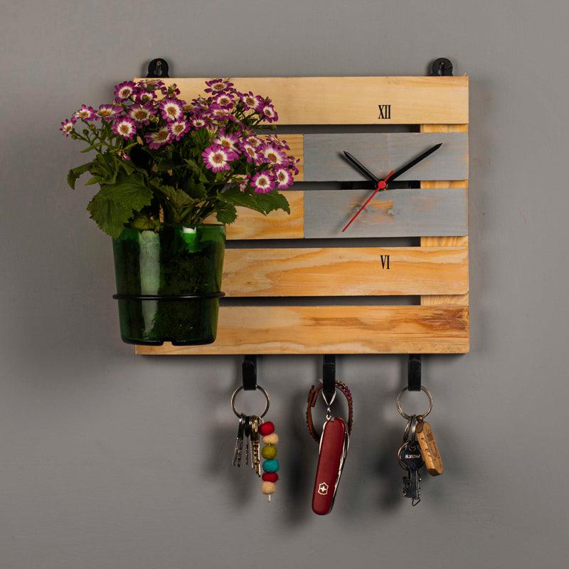 Multipurpose Wooden Board With Vat69 Planter (Grey)