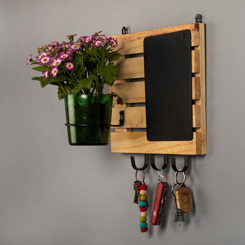 Wooden Pallet Chalkboard with Vat69 Planter
