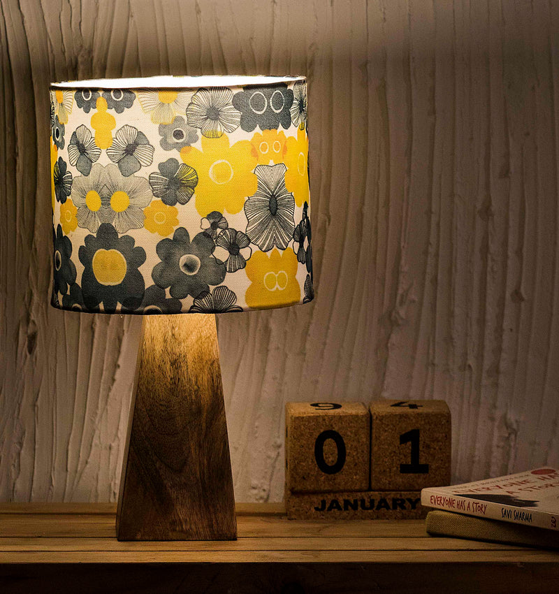Kavi Sunflower Wooden Shade Lamp (Square Base) – Kavi The Poetry