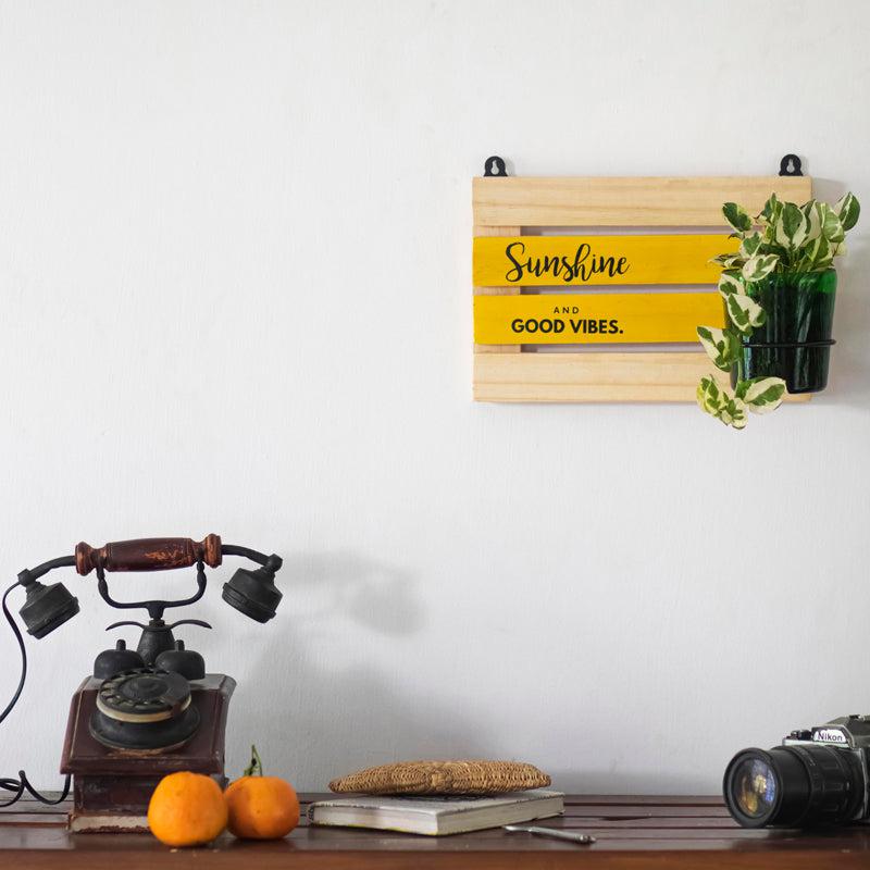 Sunshine Board with Vat69 Planter